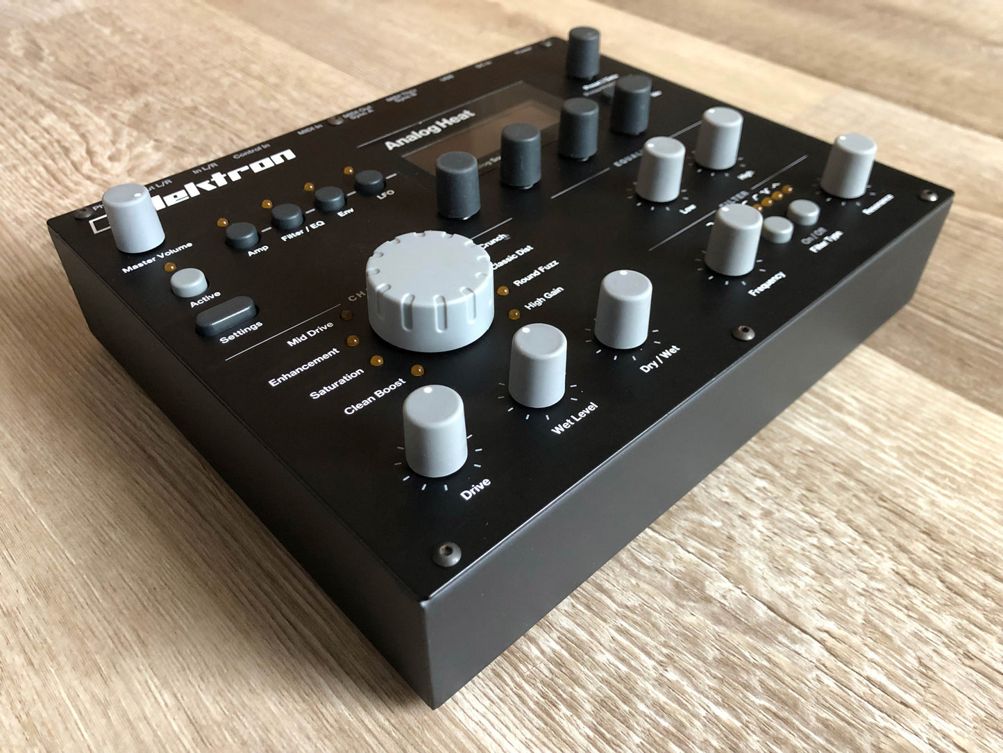 Elektron Analog Heat MKI w/ OG PSU + Quality Aftermarket USB Cable
