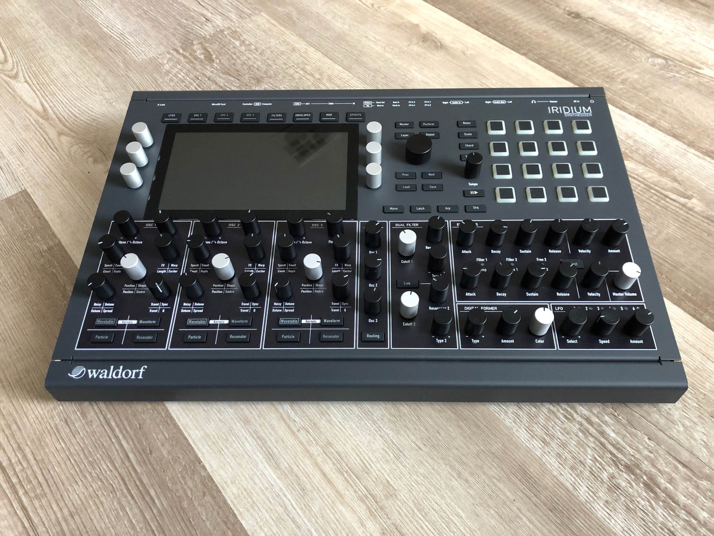Waldorf Iridium Desktop MKI 16-Voice Synthesizer w/ OG Box, Manual + PSU
