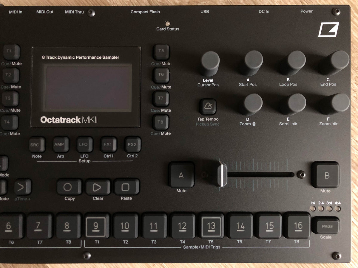 Elektron Octatrack MKII Black Like-New w/ OG Box, PSU, USB Cable + 32 GB Card