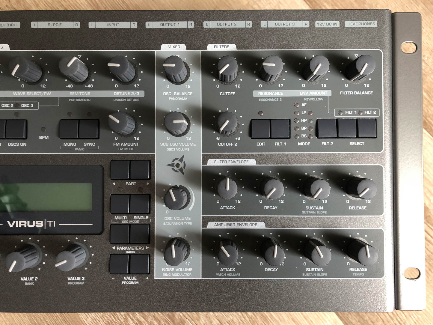 Access Virus TI2 Rack Minty Late Production Run w/ Original PSU + New HQ USB Cable