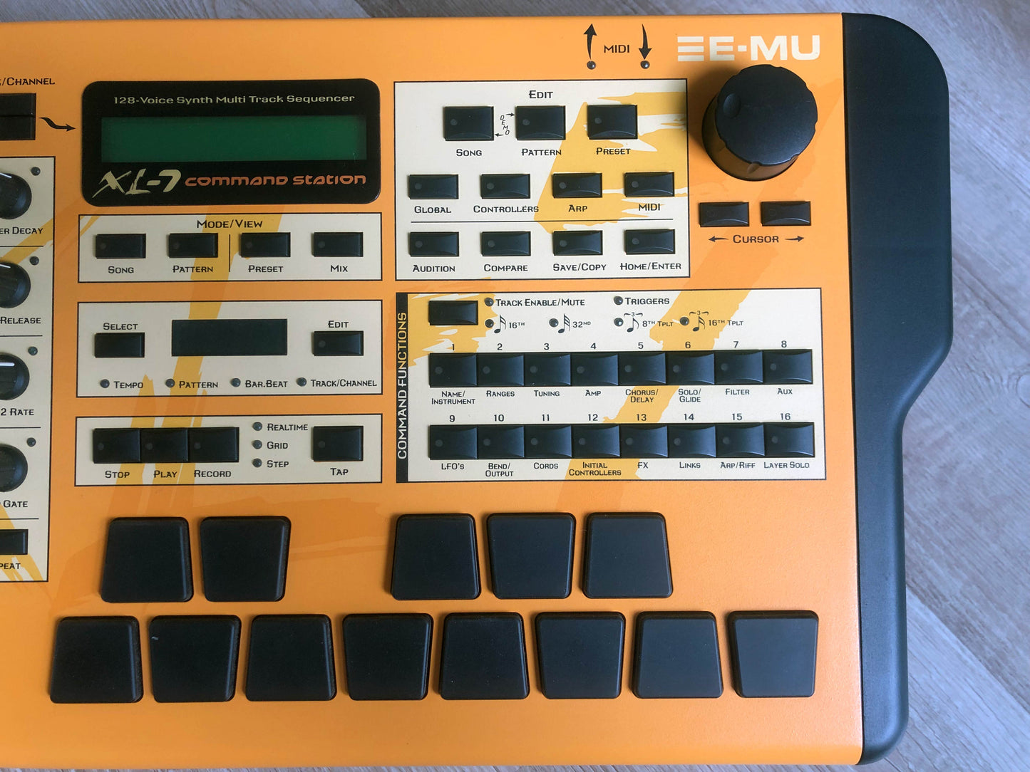 E-MU Systems XL-7 Command Station in Excellent Condition