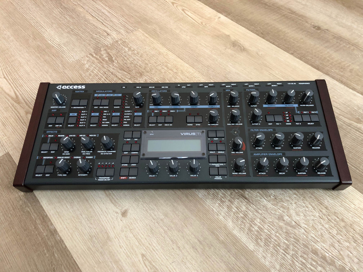 Access Virus TI Desktop Near-Mint w / All New Tacts, New Battery, Power Supply + HQ USB Cable