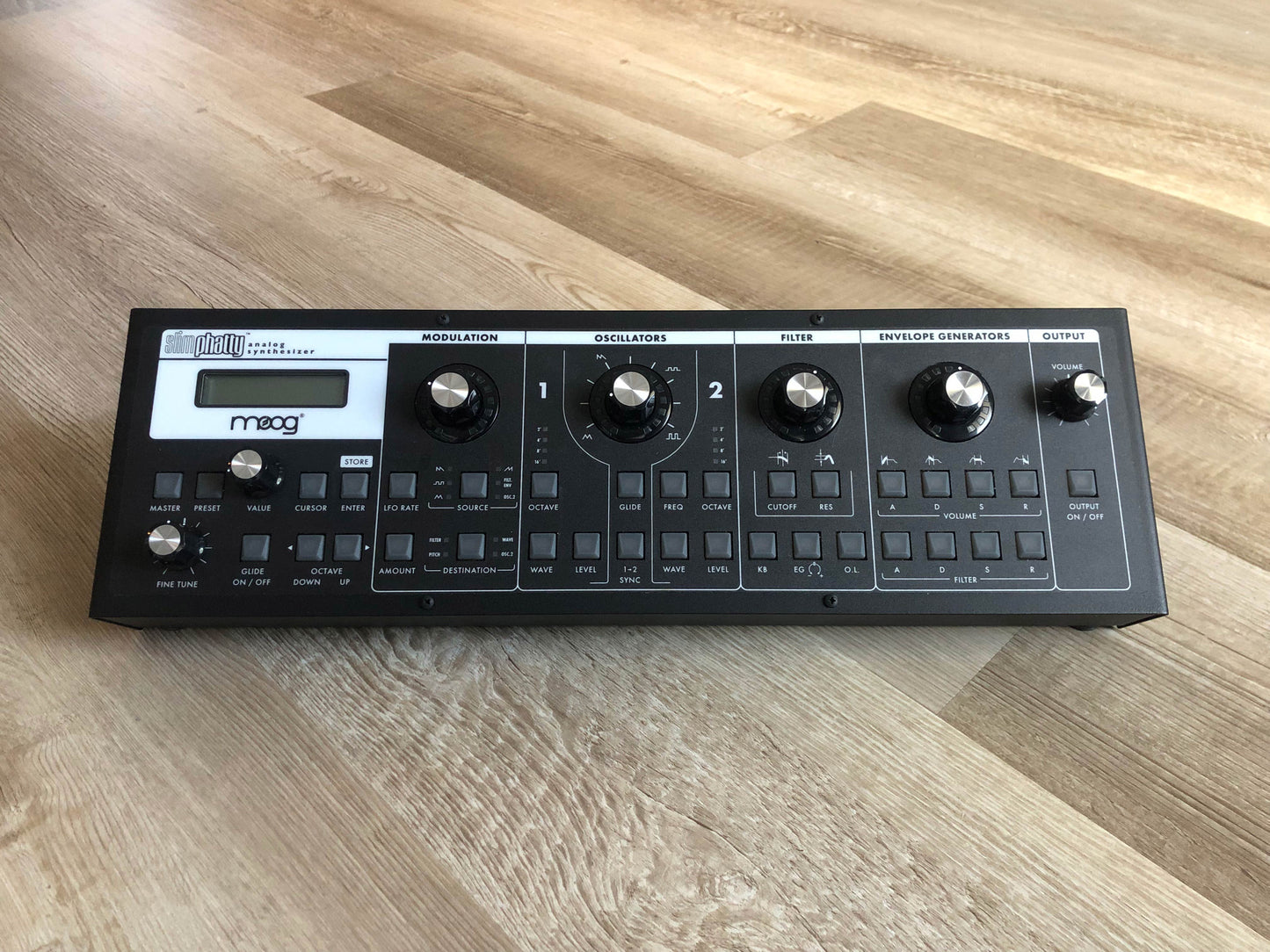Moog Slim Phatty Analog Synthesizer w/ Original Box + Rack Ears