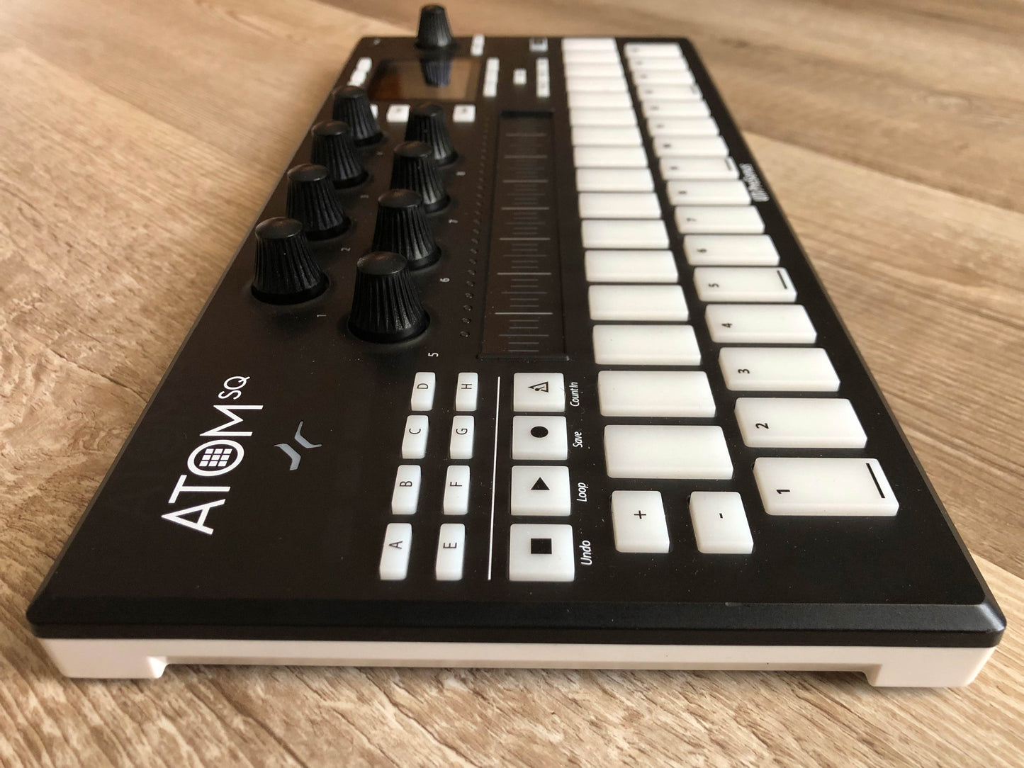 PreSonus ATOM SQ Hybrid MIDI Keyboard / Pad Controller w/ OG USB Cable