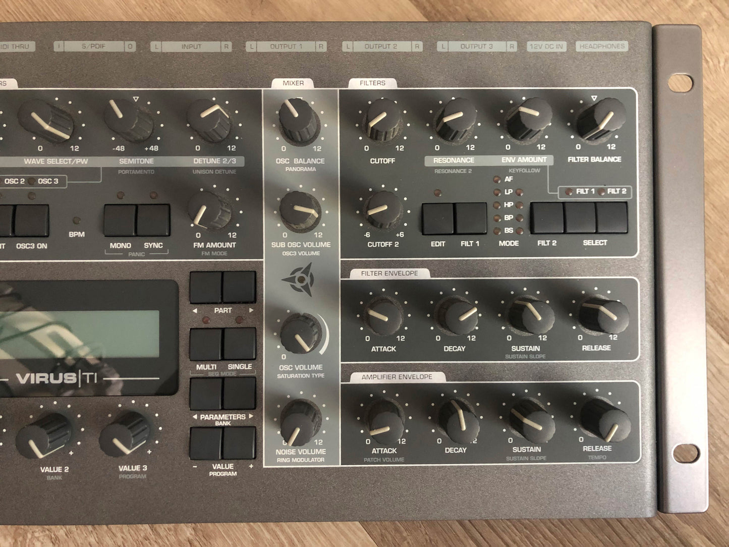 Access Virus TI2 Rack, New Battery, Rack Mount Kit + PSU, OS 5.1.7