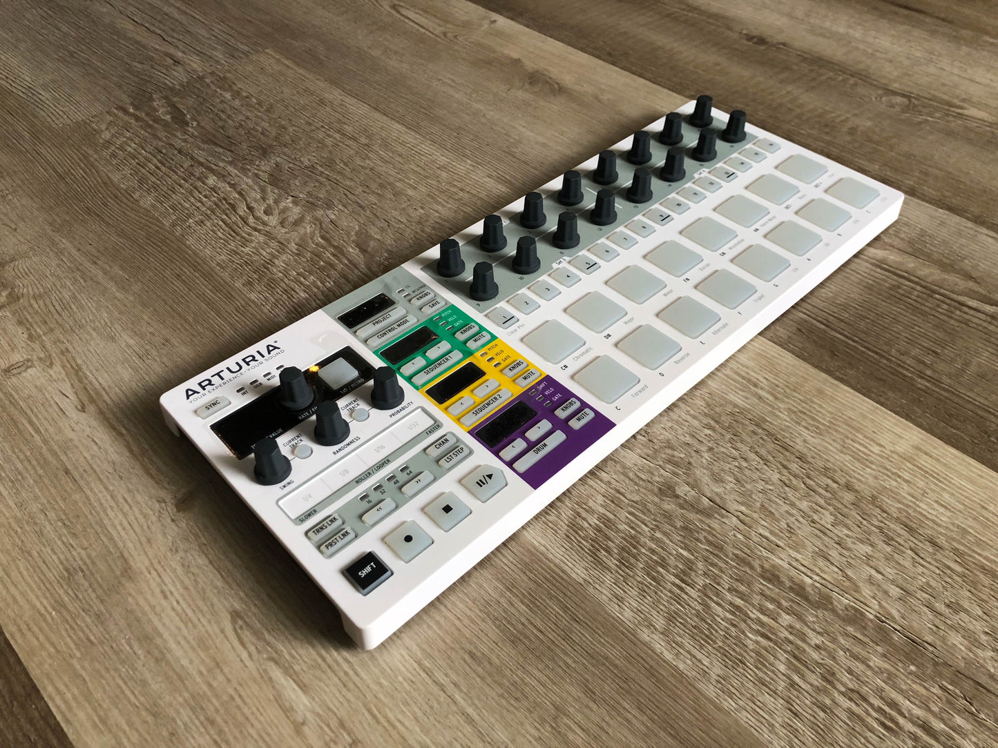 Arturia Beatstep Pro MIDI Controller & Sequencer w/ Original Box + Accessories