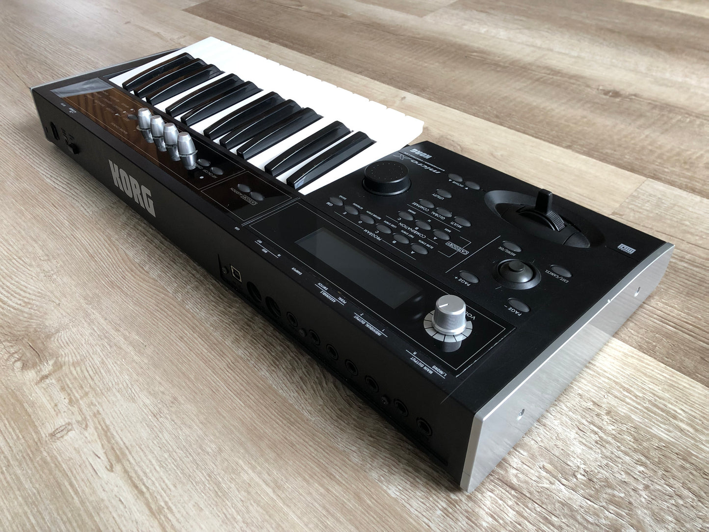 Korg MicroX w/ Orange Carrying Case + Aftermarket PSU