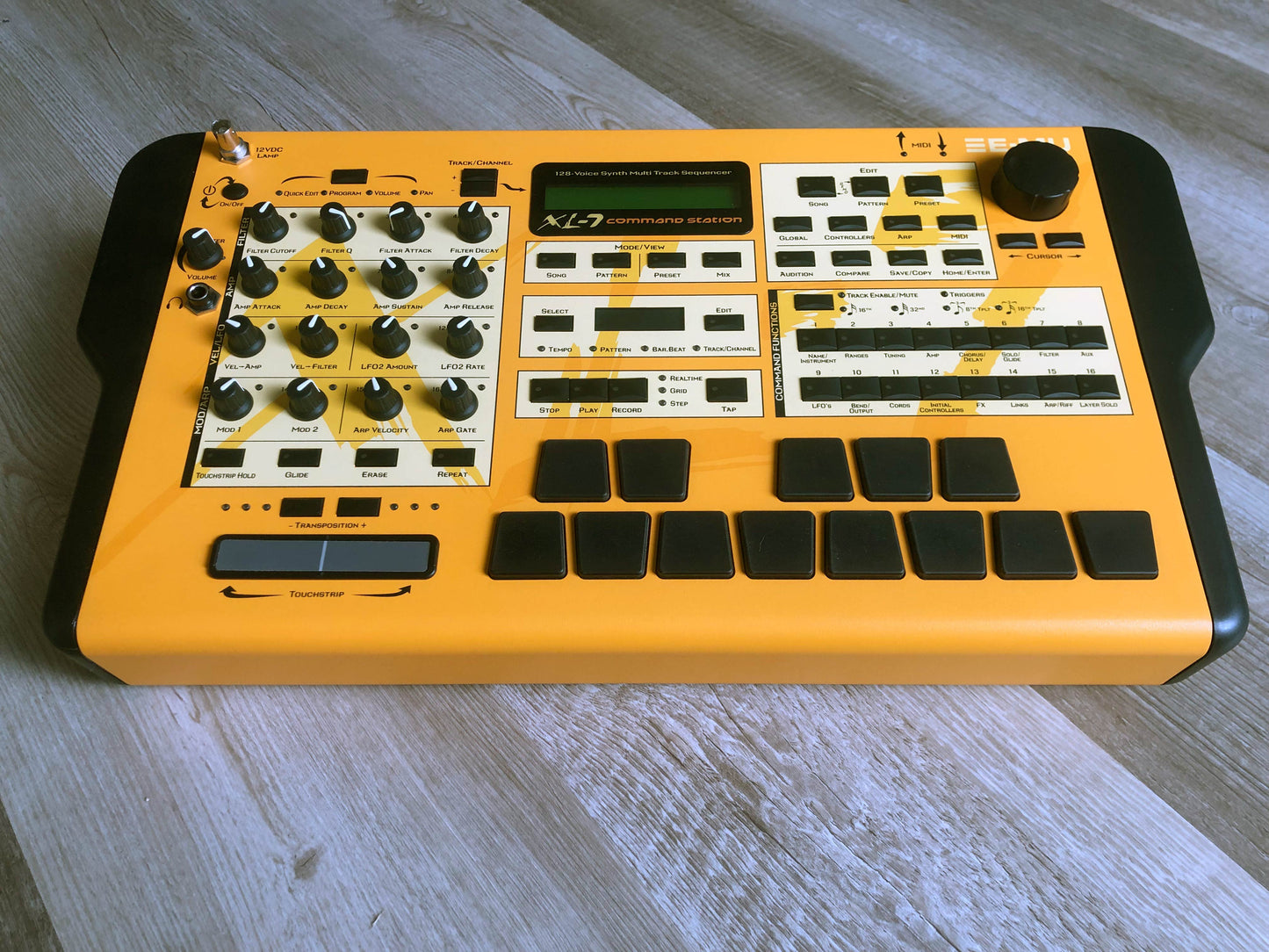 E-MU Systems XL-7 Command Station in Excellent Condition
