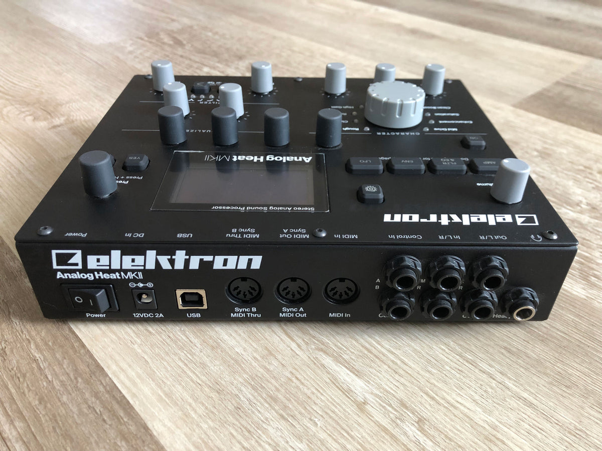 Elektron Analog Heat MKII Minty w/ OG Box, PSU + USB Cable