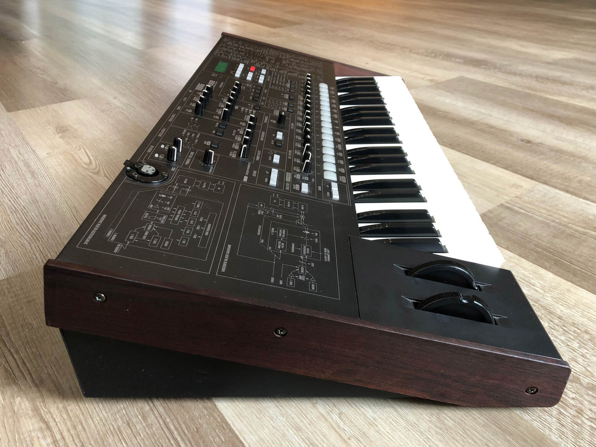 Korg MS2000B Gorgeous w/ Original Mic + PSU