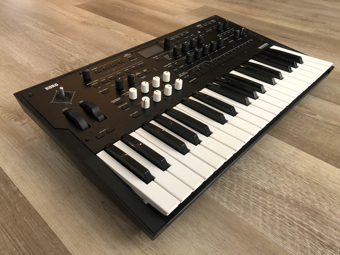 Korg Wavestate MKI Wave Sequencing Synthesizer w/ Original Power Supply