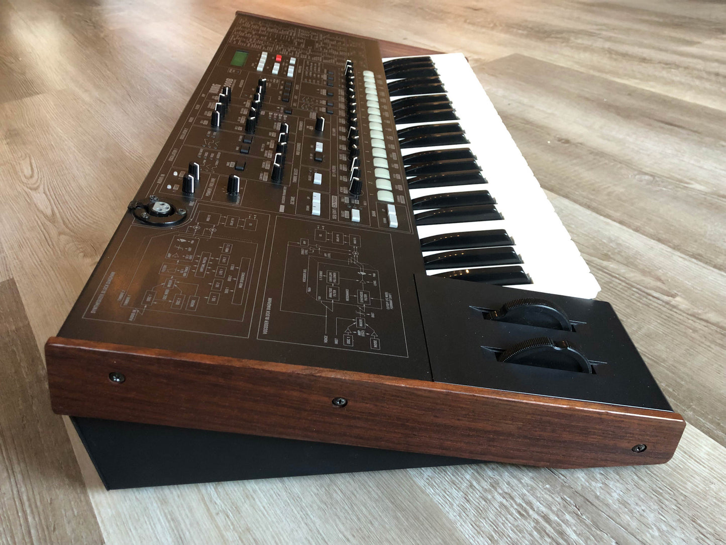 Korg MS2000B w/ Gooseneck Mic + PSU