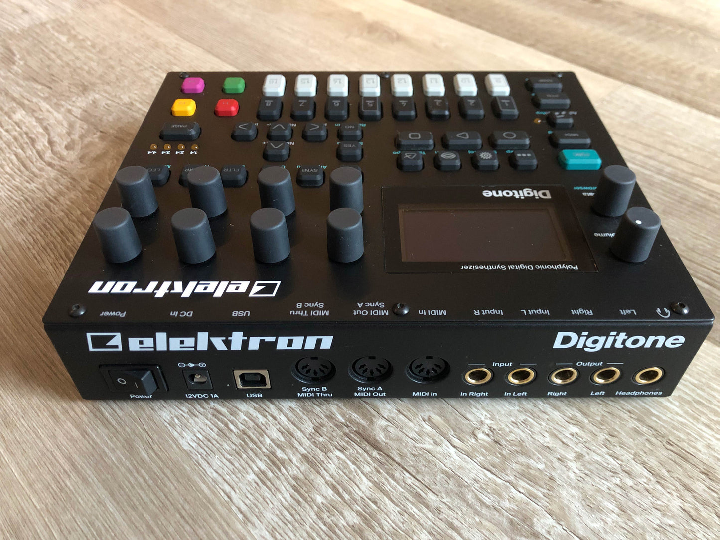 Elektron Digitone MKI w/ OG Box, PSU + New USB Cable