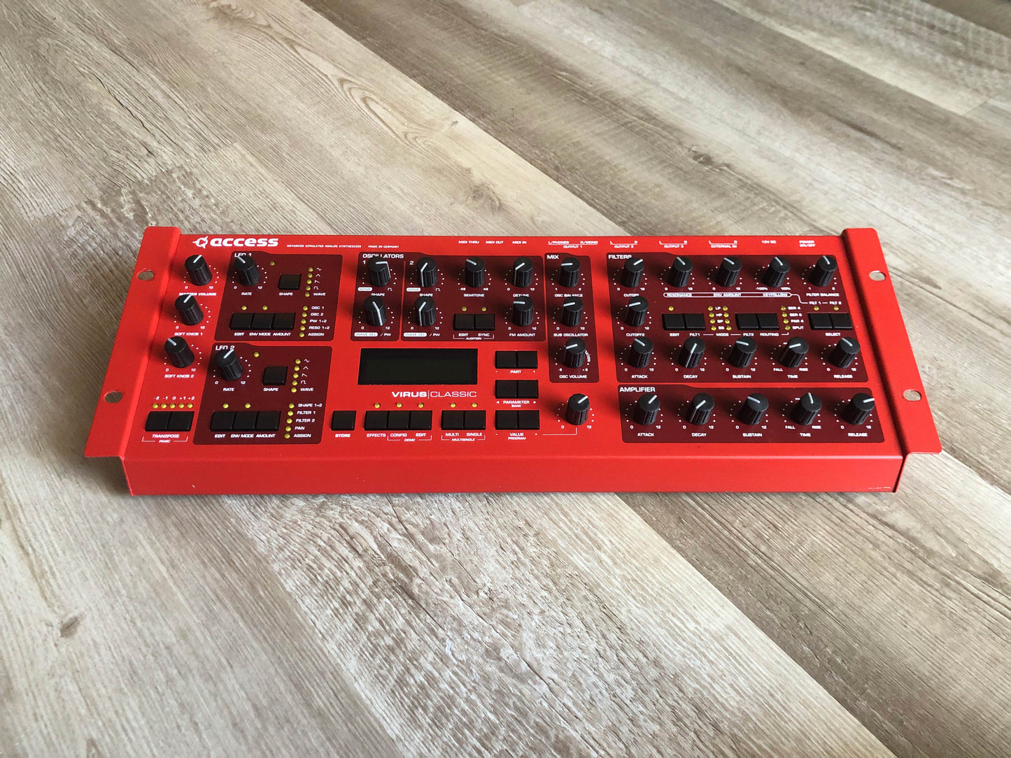 Access Virus Classic Rack (B), New Display, Power Filter Cap, Battery + PSU, OS 4.9