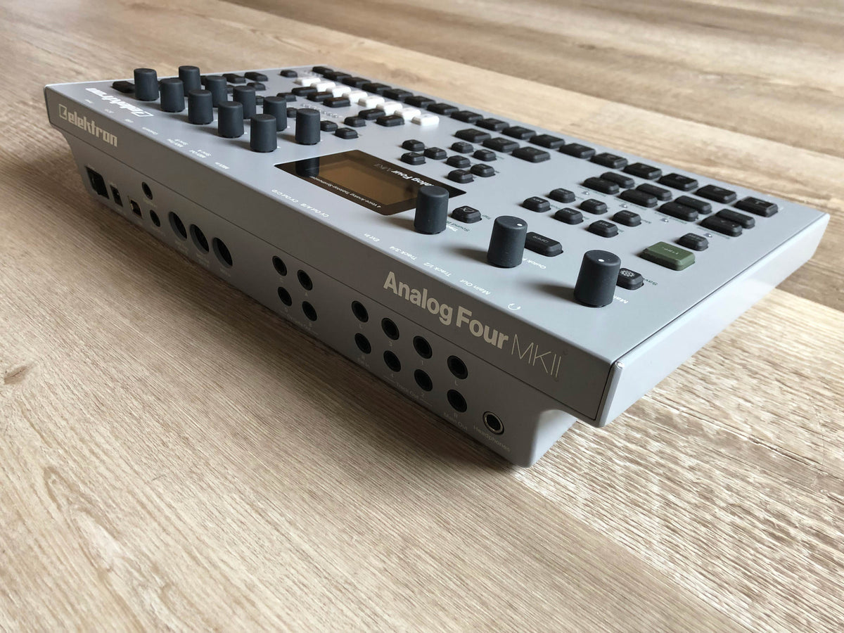Elektron Analog Four MKII (Gray) w/ Original Box, PSU + New USB Cable