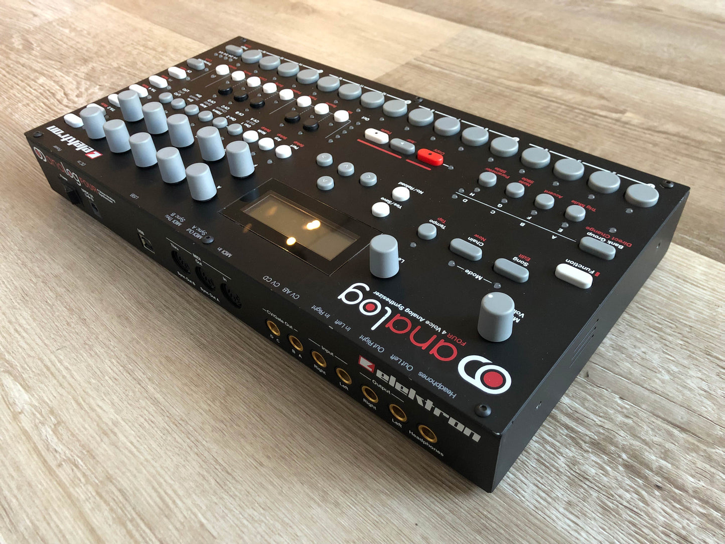 Elektron Analog Four MKI w/ OG PSU + New USB Cable