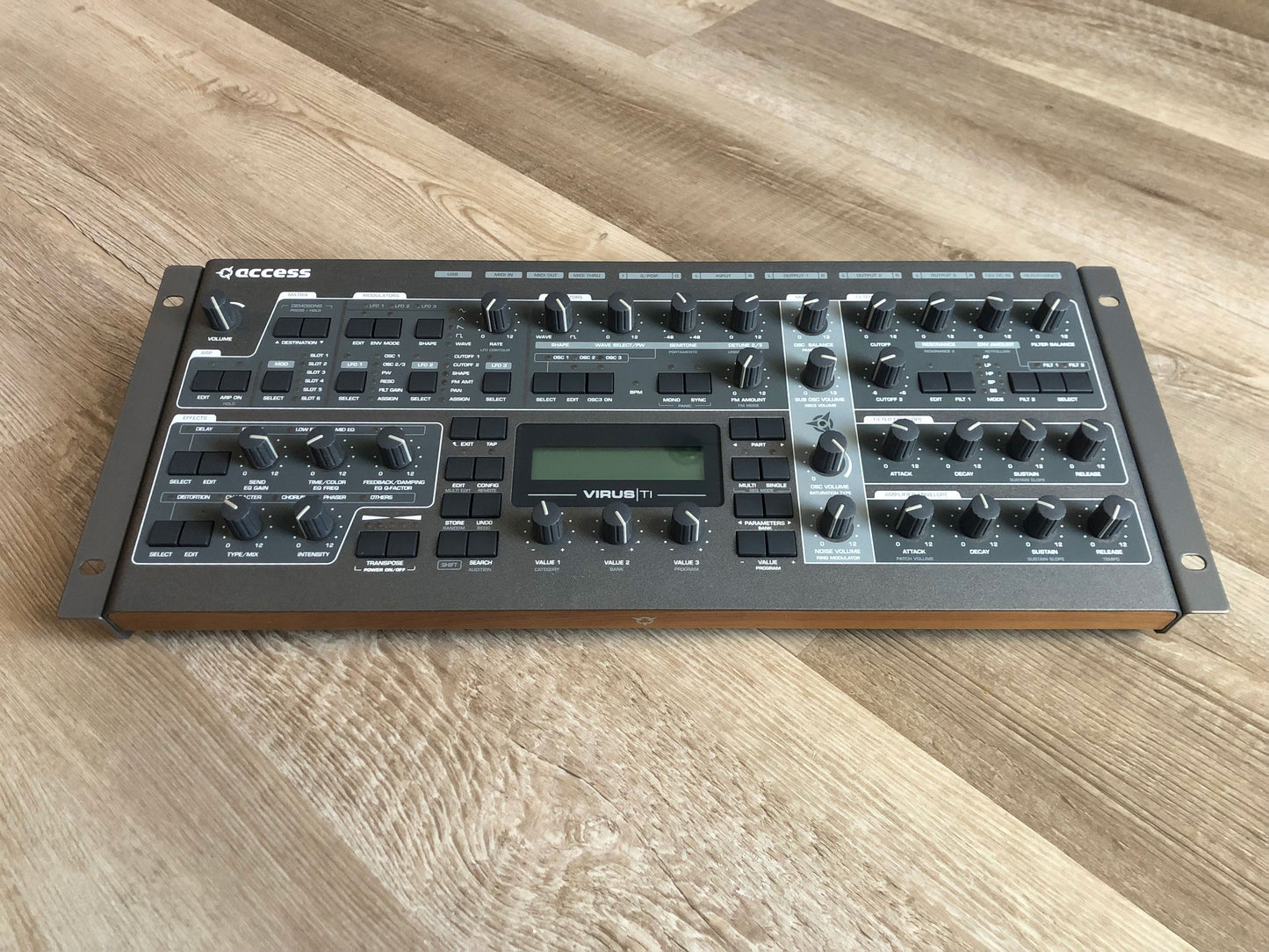 Access Virus TI2 Rack, New Battery, Rack Mount Kit + PSU, OS 5.1.7