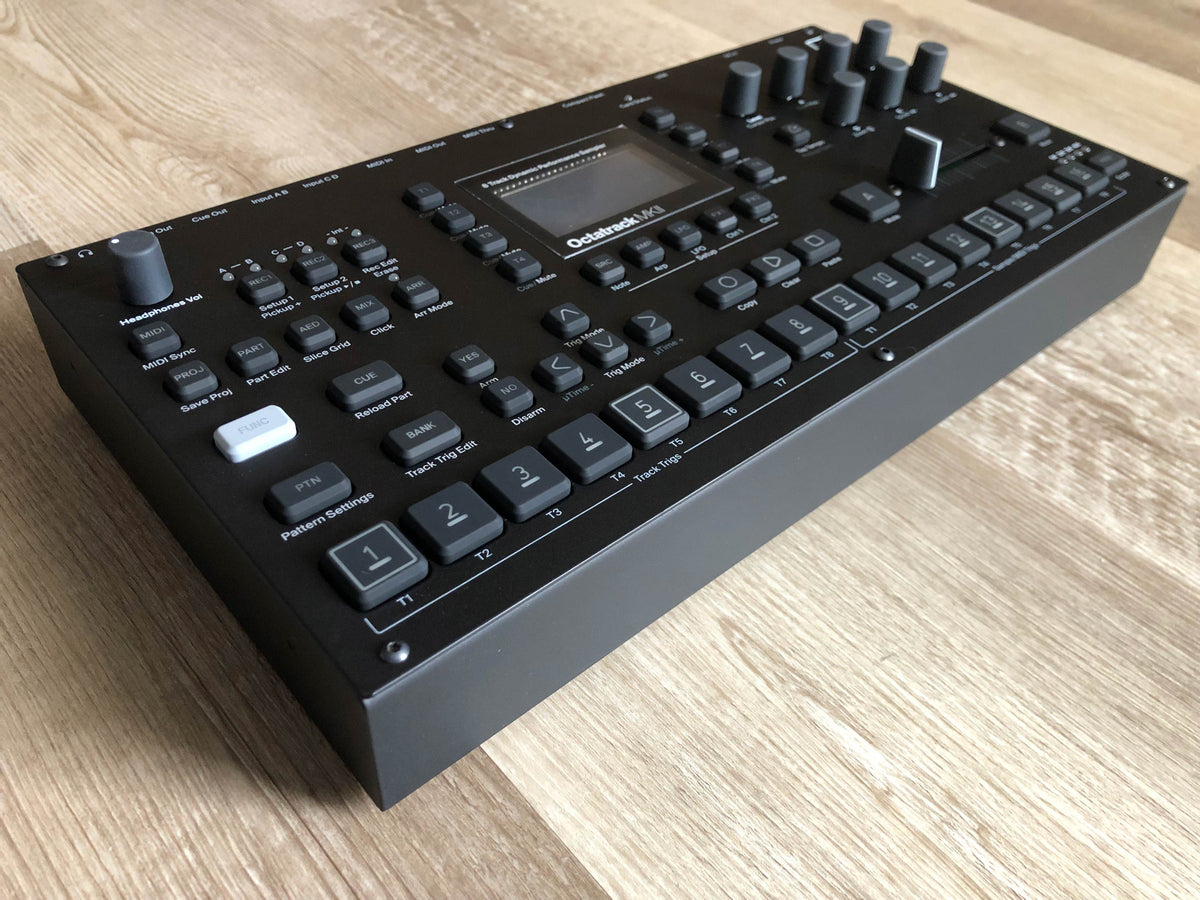 Elektron Octatrack MKII Black Like-New w/ OG Box, PSU, USB Cable + 32 GB Card