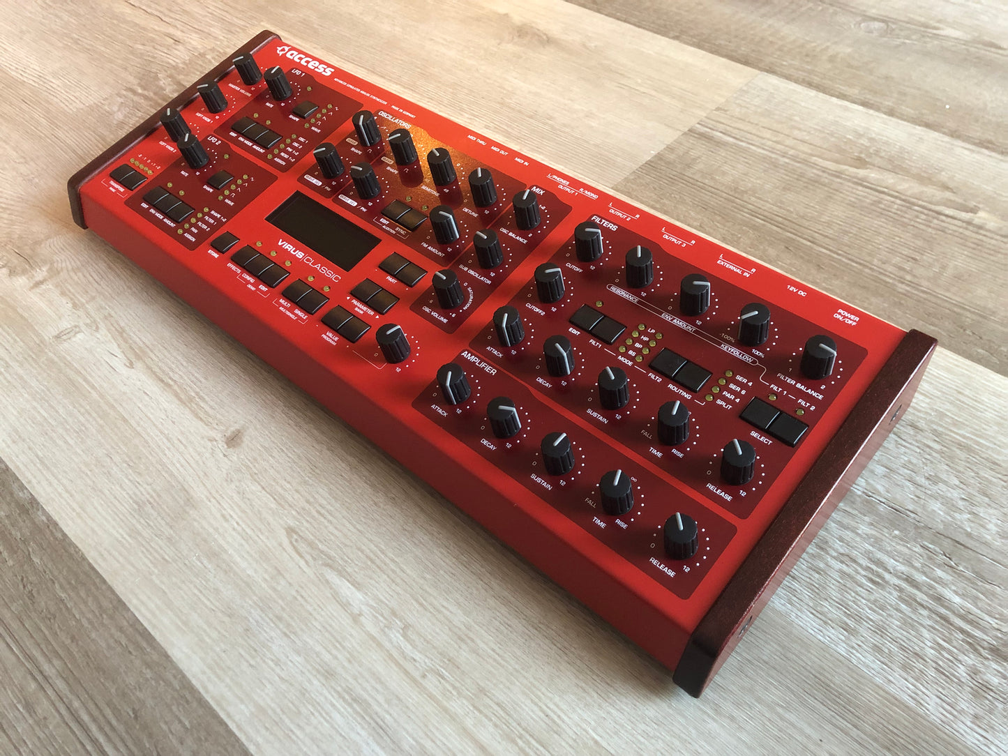 Access Virus Classic Desktop (B) w/ All New Tacts, Power Filter Cap, Battery + PSU, OS 4.9