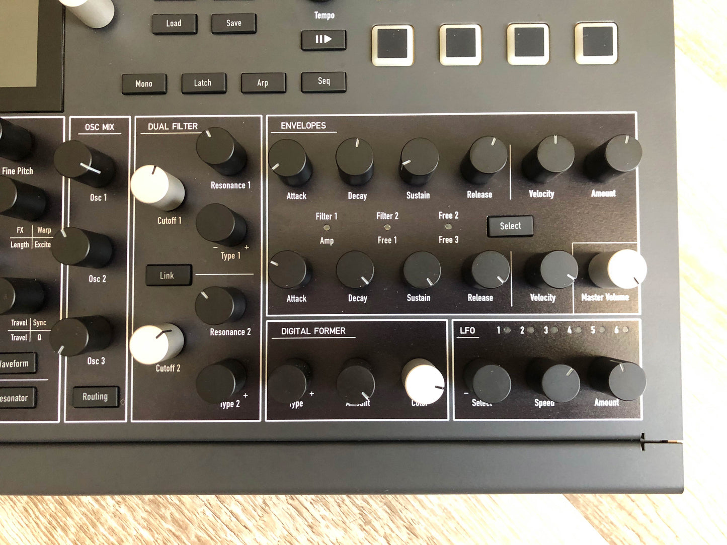 Waldorf Iridium Desktop MKI 16-Voice Synthesizer w/ OG Box, 128GB microSD + PSU