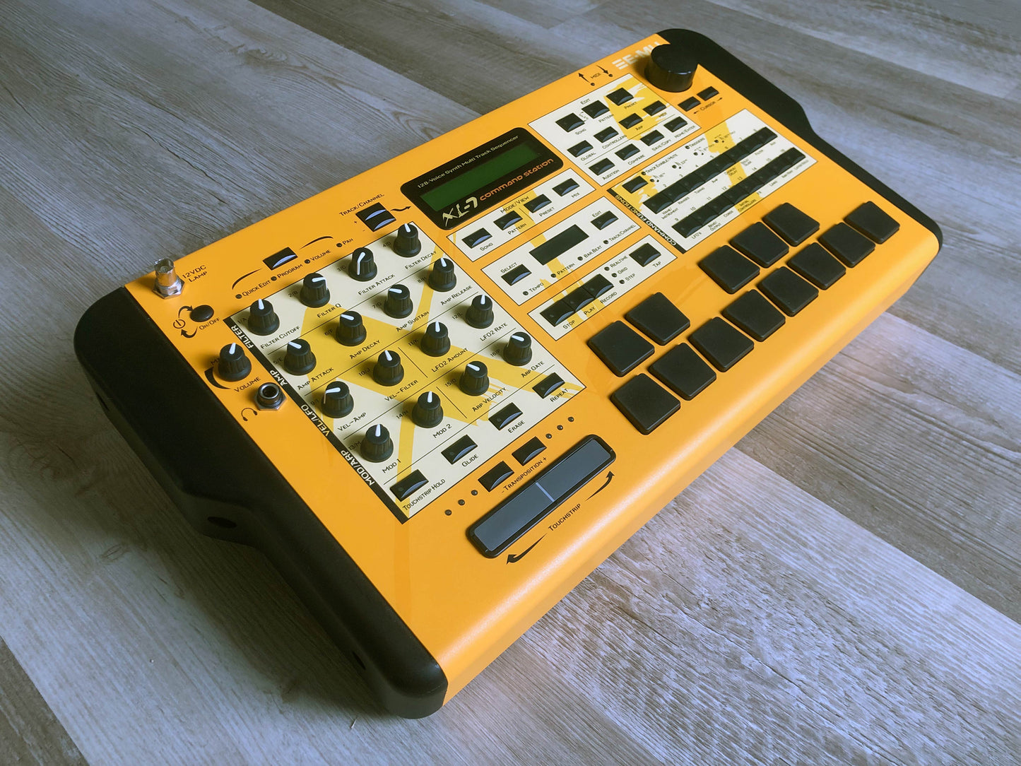 E-MU Systems XL-7 Command Station in Excellent Condition