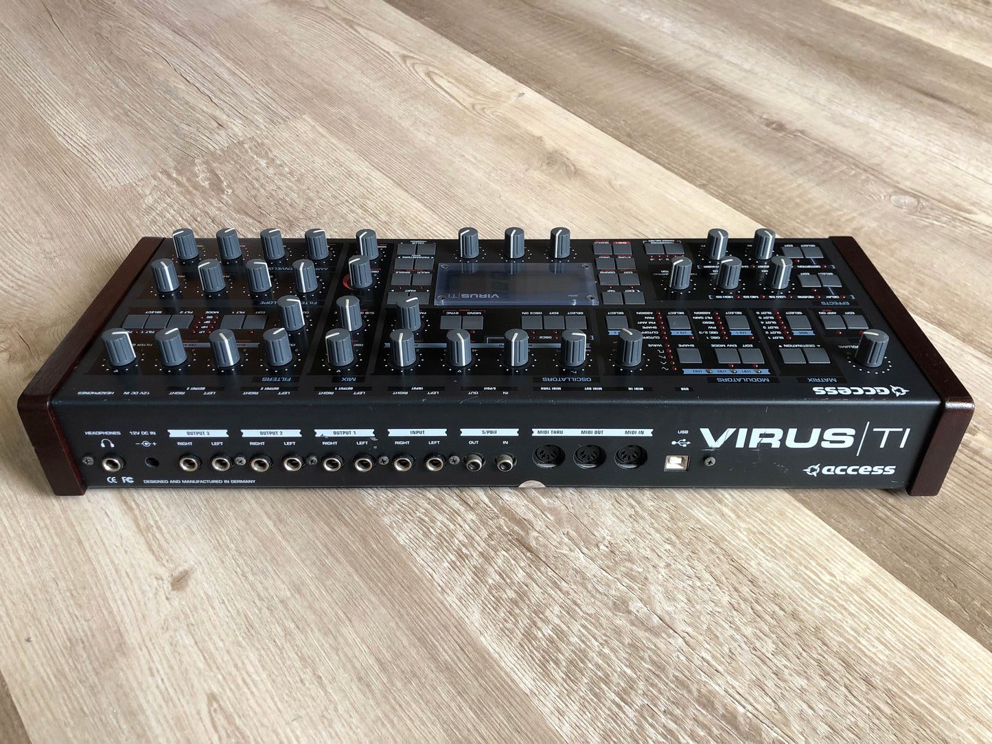 Access Virus TI Desktop w / All New Tacts, New Battery, Power Supply + HQ USB Cable
