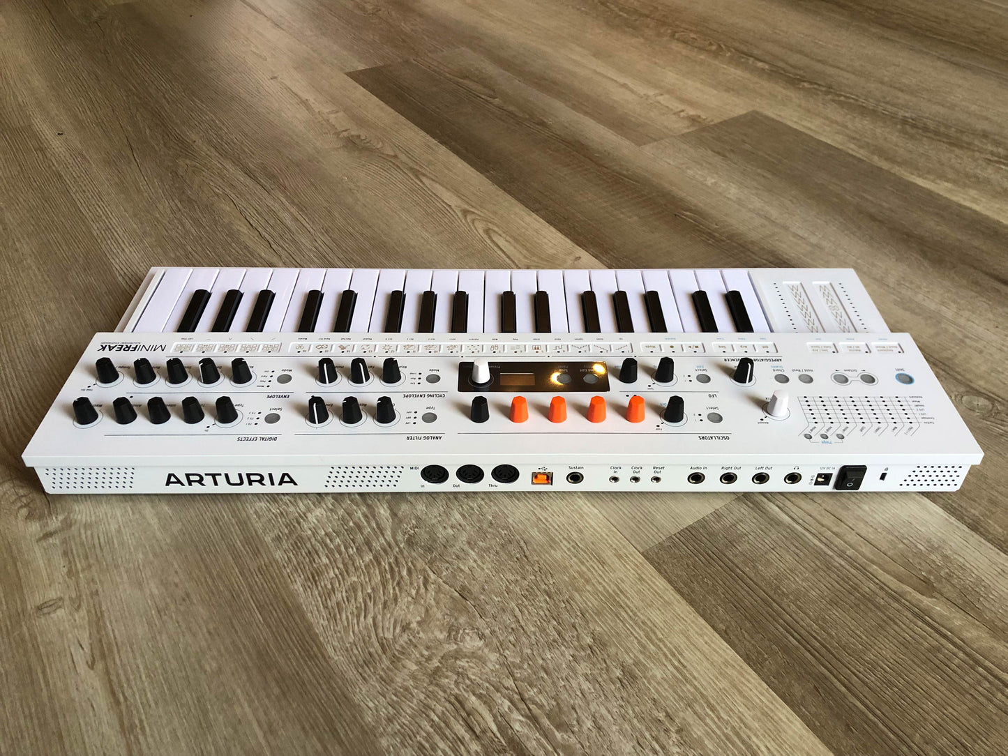 Arturia MiniFreak Vocoder Edition Hybrid Synthesizer w/ OG Box + Mic