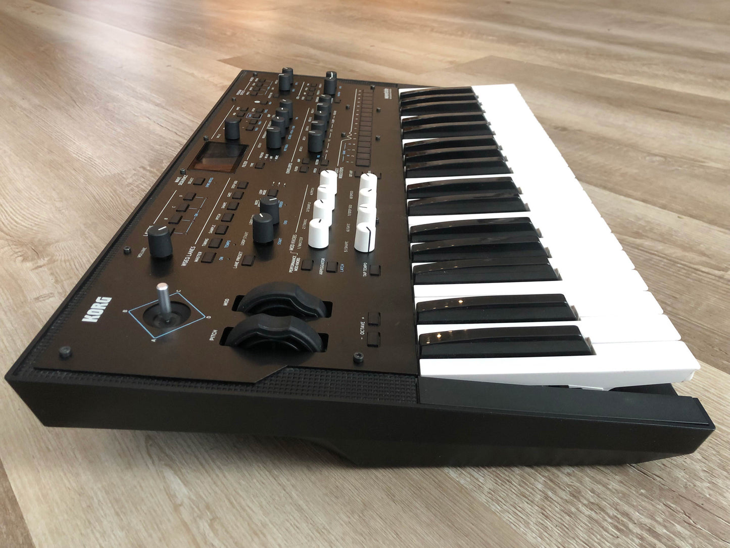 Korg Wavestate MKI Wave Sequencing Synthesizer w/ Original Power Supply