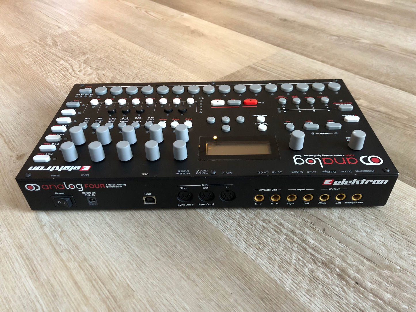 Elektron Analog Four MKI w/ OG PSU + New USB Cable
