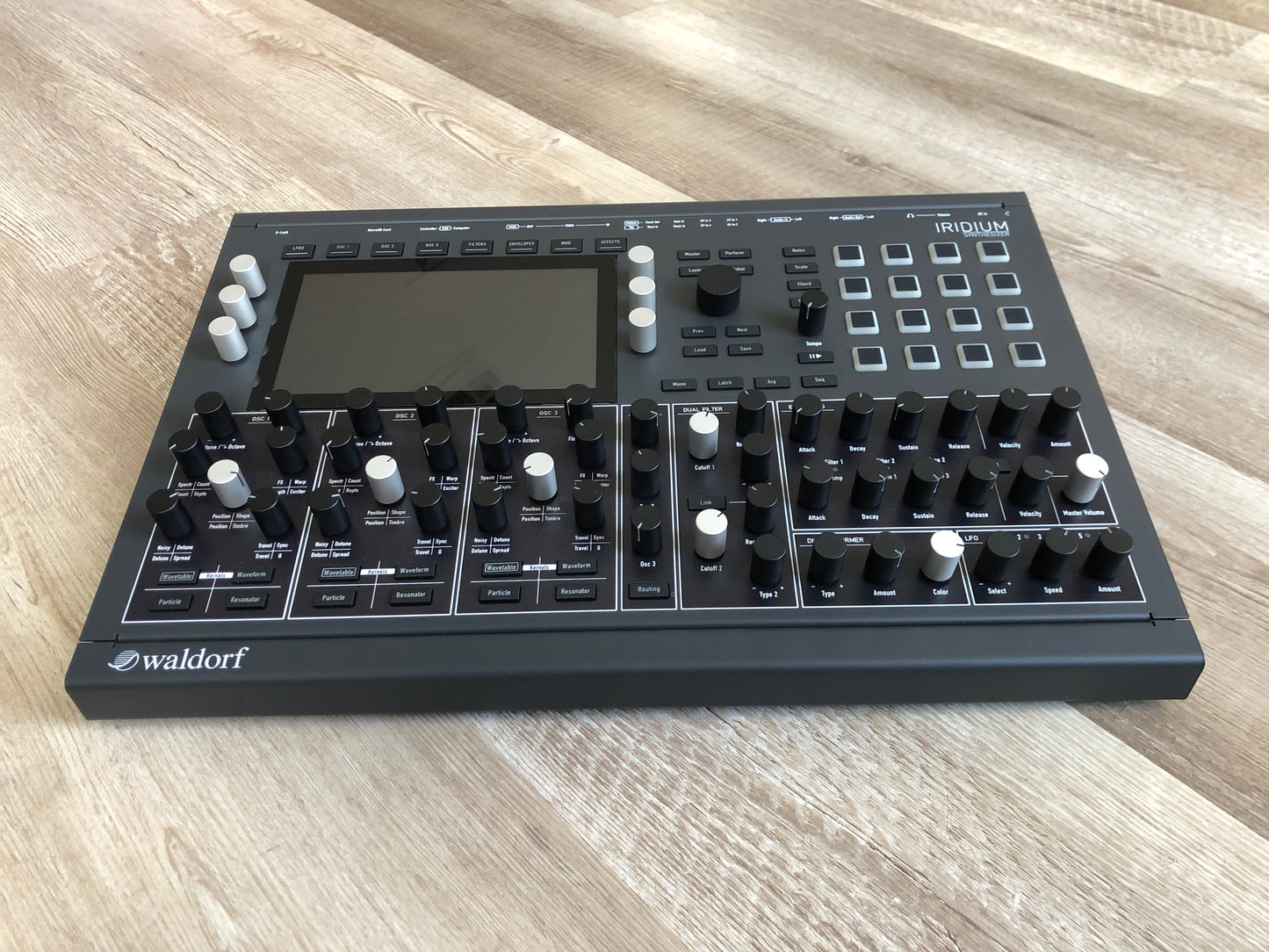 Waldorf Iridium Desktop MKI 16-Voice Synthesizer w/ OG Box, 128GB microSD + PSU