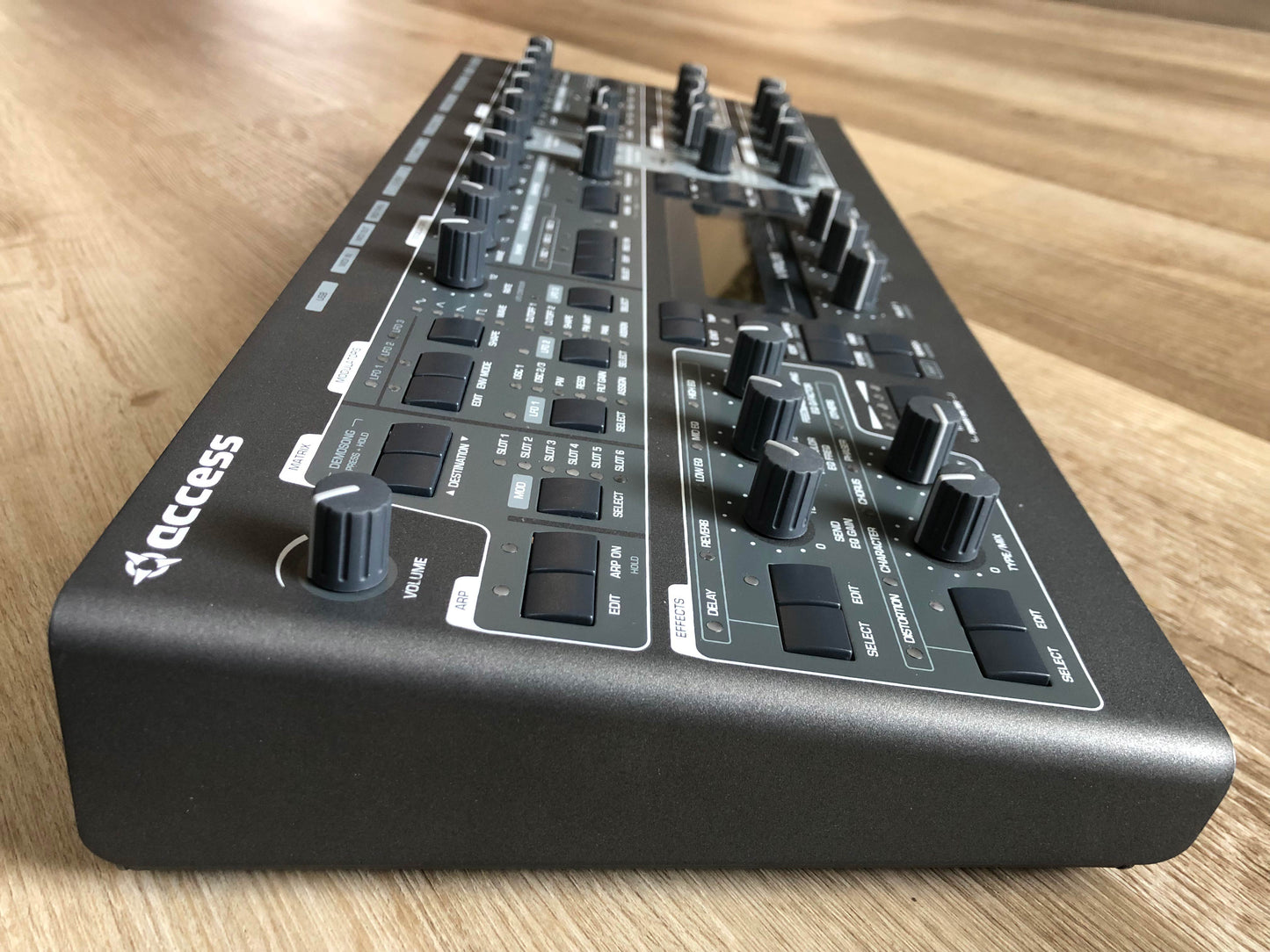 Access Virus TI2 Desktop Later Production Run w/ New PSU + USB Cable