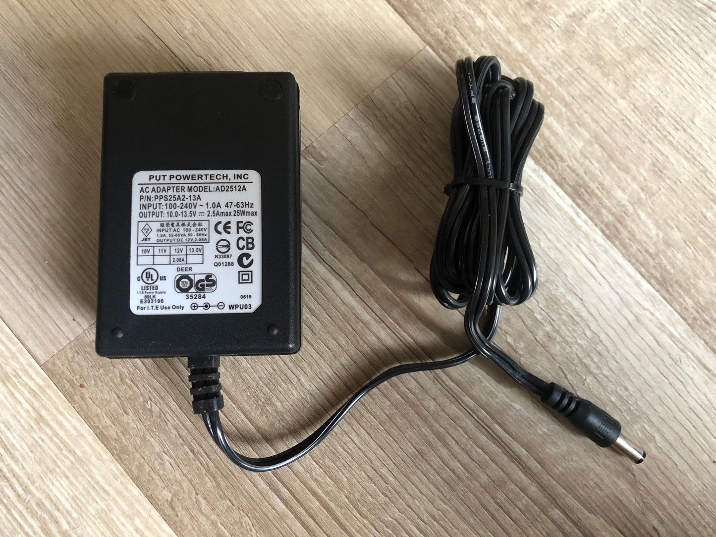 Access Virus TI Polar OEM Put Powertech Power Supply