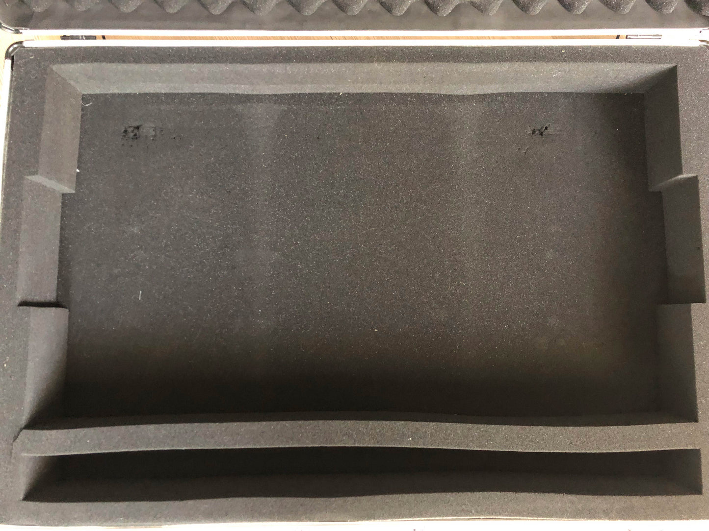 Analog Cases Large Hard Case 29 x 19 x 5.75 Inches in Good but Worn Condition