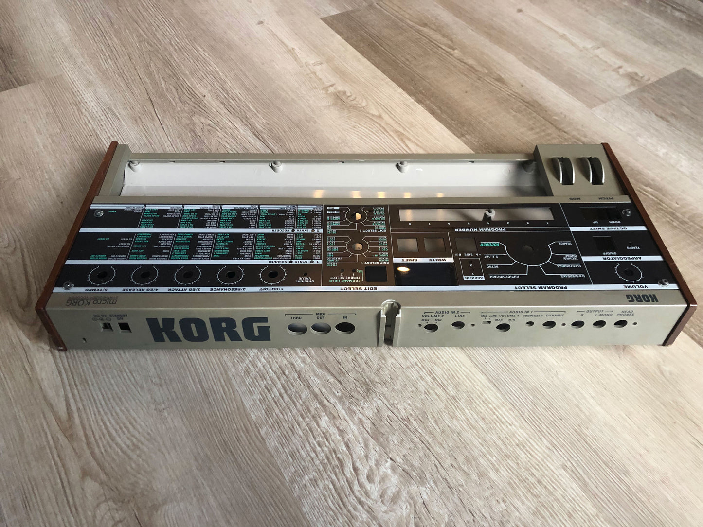 MicroKorg Chassis w/ Faceplate & Wood Sides in Good Condition