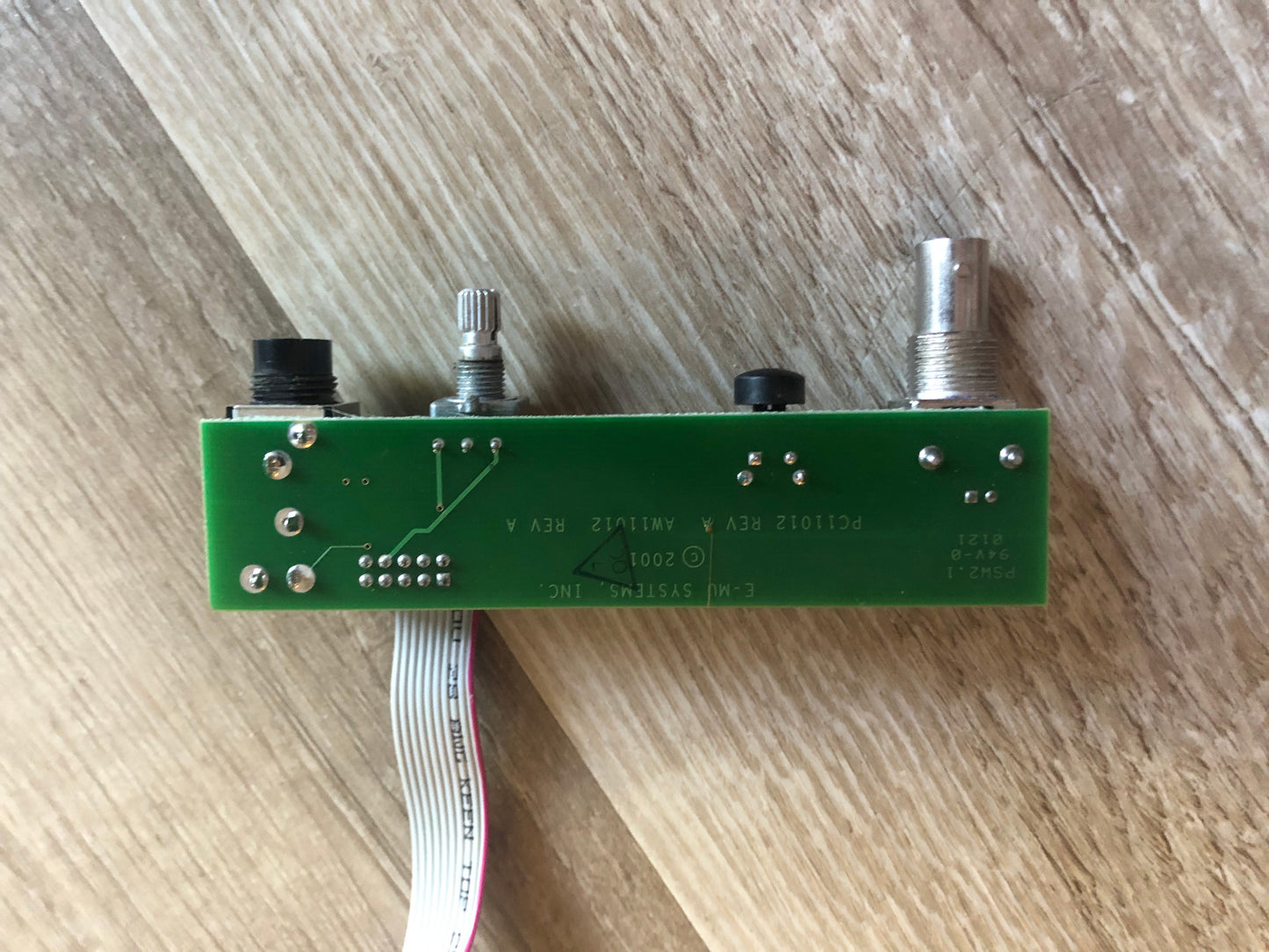 E-MU Command Station Volume, Headphones, Lamp Module/Board