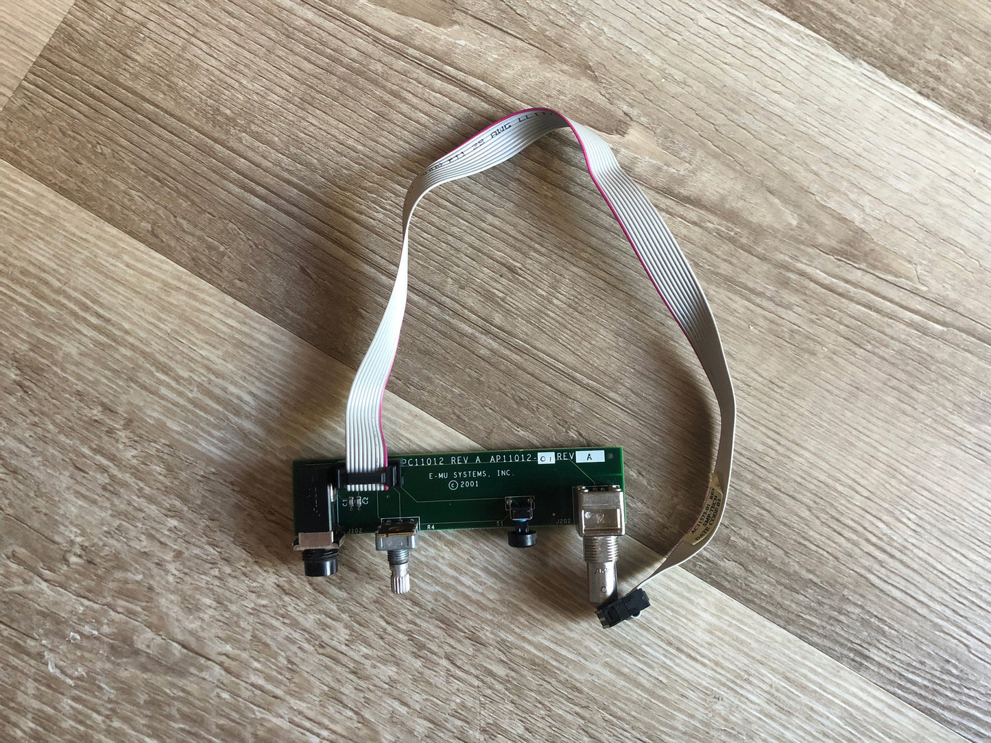 E-MU Command Station Volume, Headphones, Lamp Module/Board