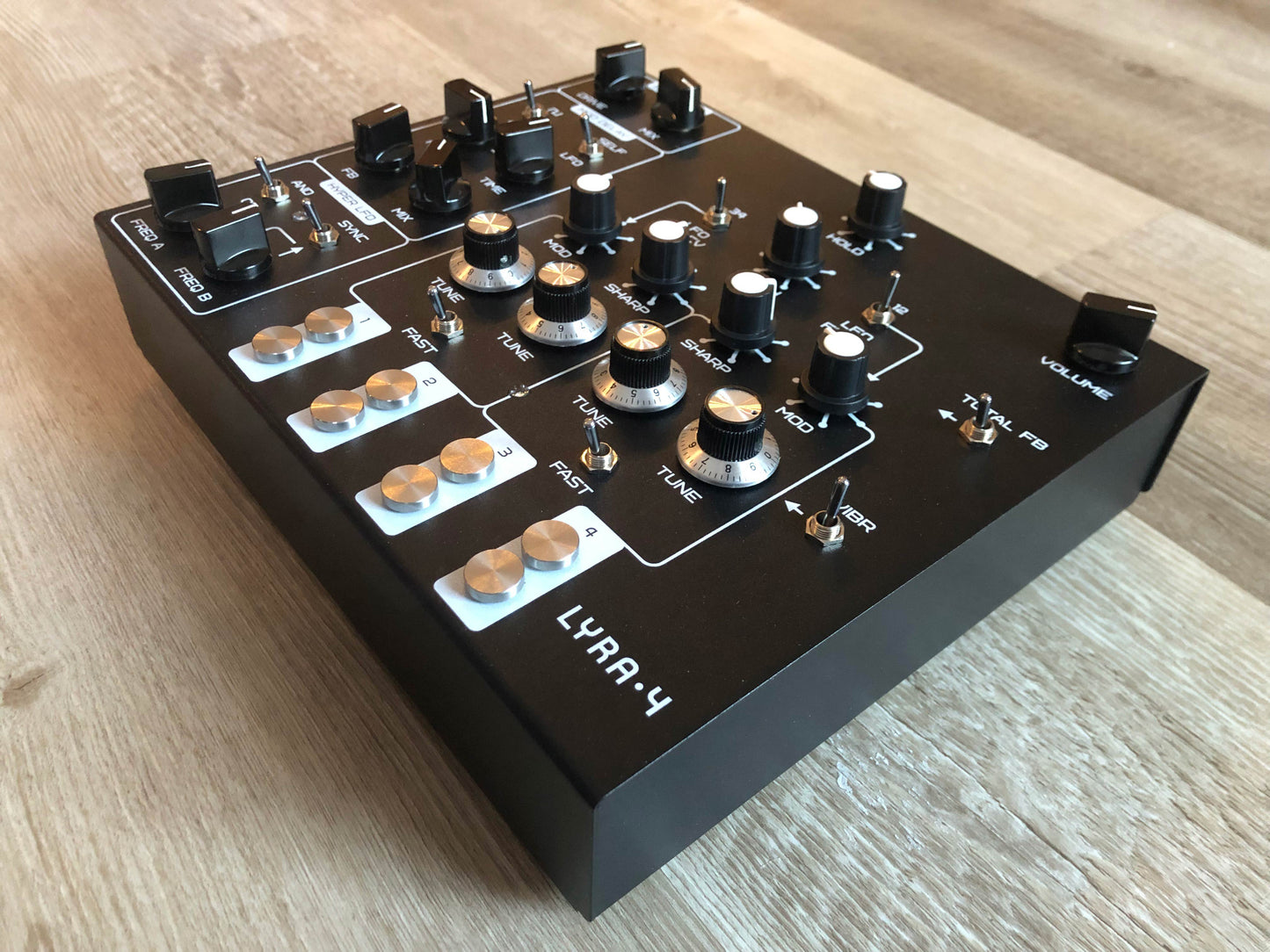 SOMA Laboratory Lyra-4 Organismic Synthesizer (Black) w/ Original Box