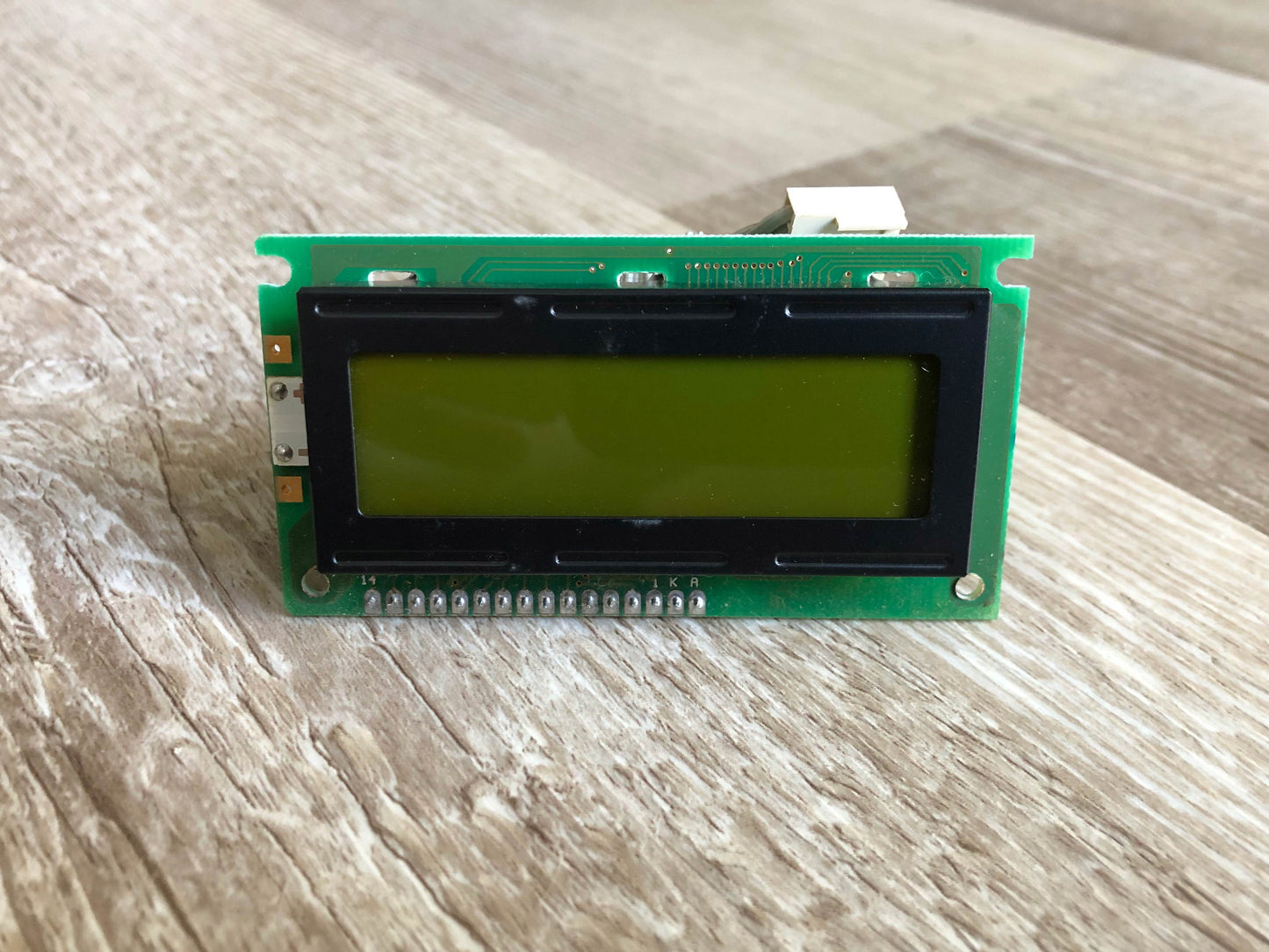 OEM Display for Access Virus B Desktop