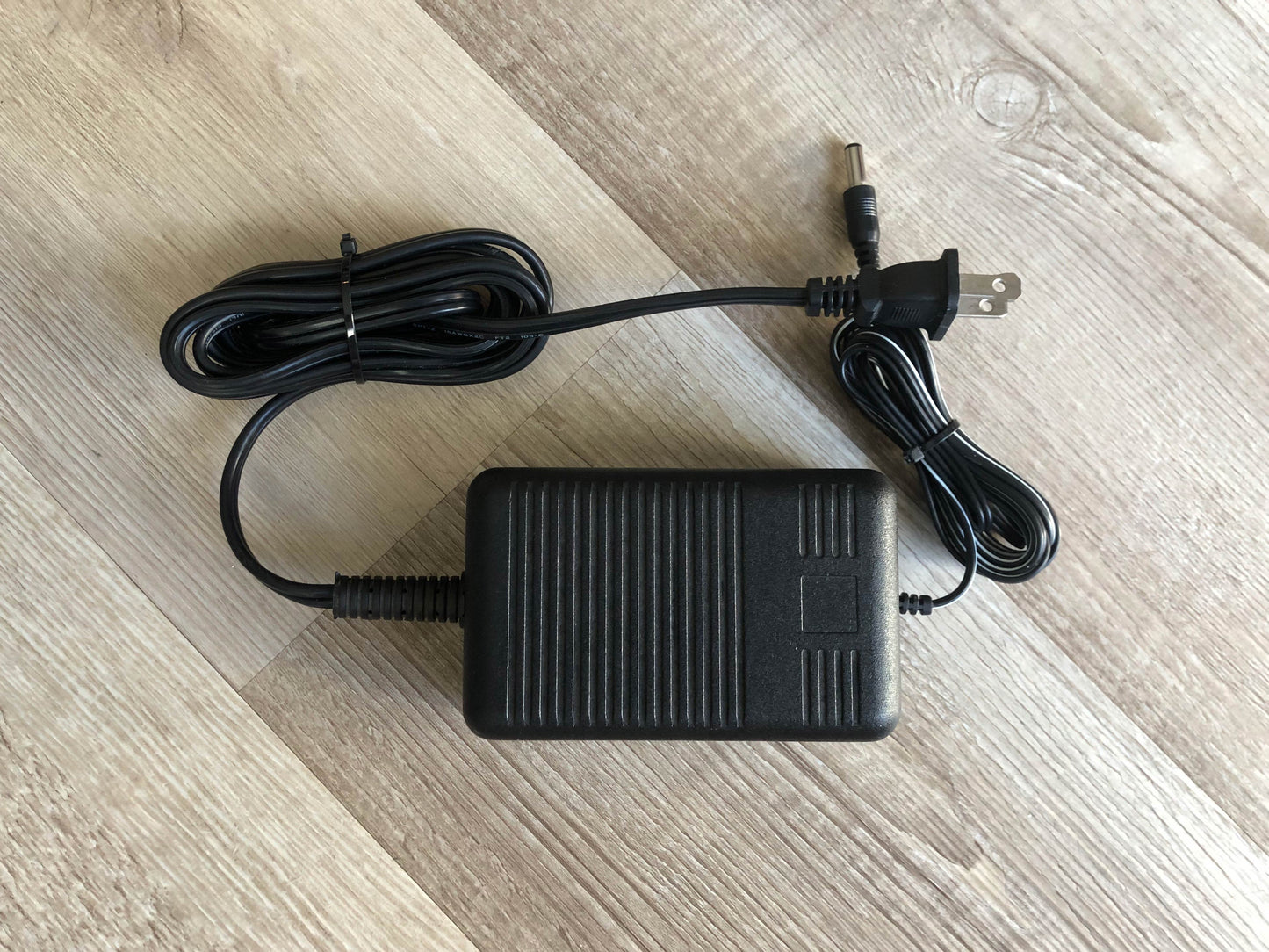 OEM Access Virus Power Supply 12v 1.0A
