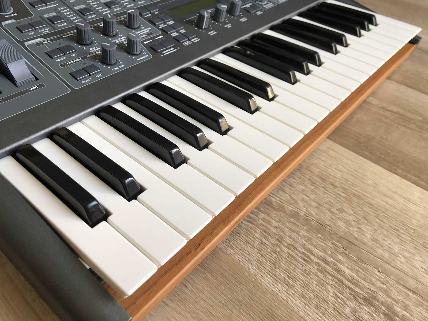 Access Virus TI2 Darkstar in Excellent Condition w/ OG USB Cable and Power Cable