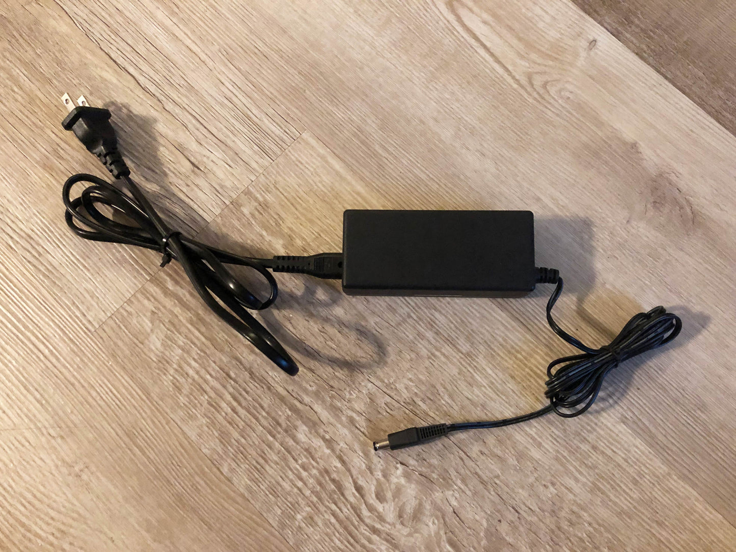 Access Virus TI2 Polar / Dark Star /  61-Key OEM Put Powertech Power Supply