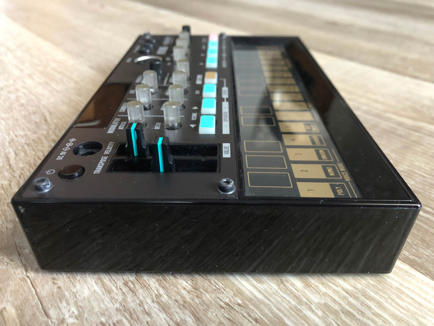 Korg Volca FM Digital Synthesizer / Sequencer with Original Box