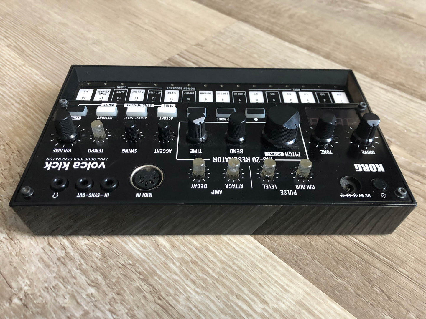 Korg Volca Kick Analog Kick / Bass Generator with Original Box