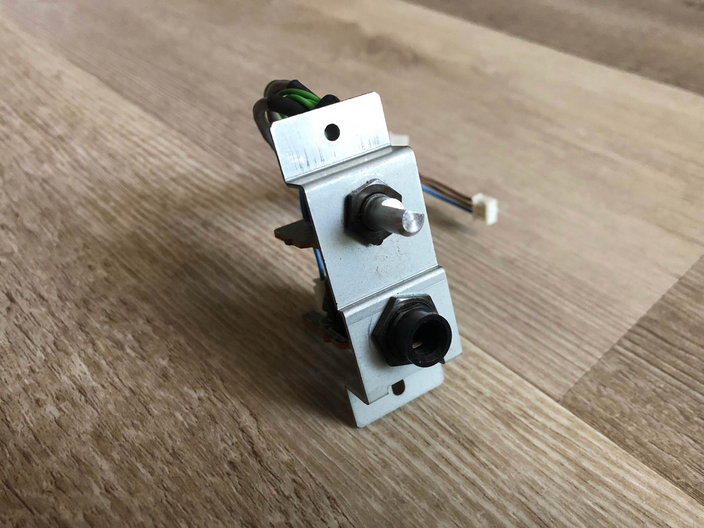 Korg MS2000R Power Switch / Volume Pot / Headphone Jack