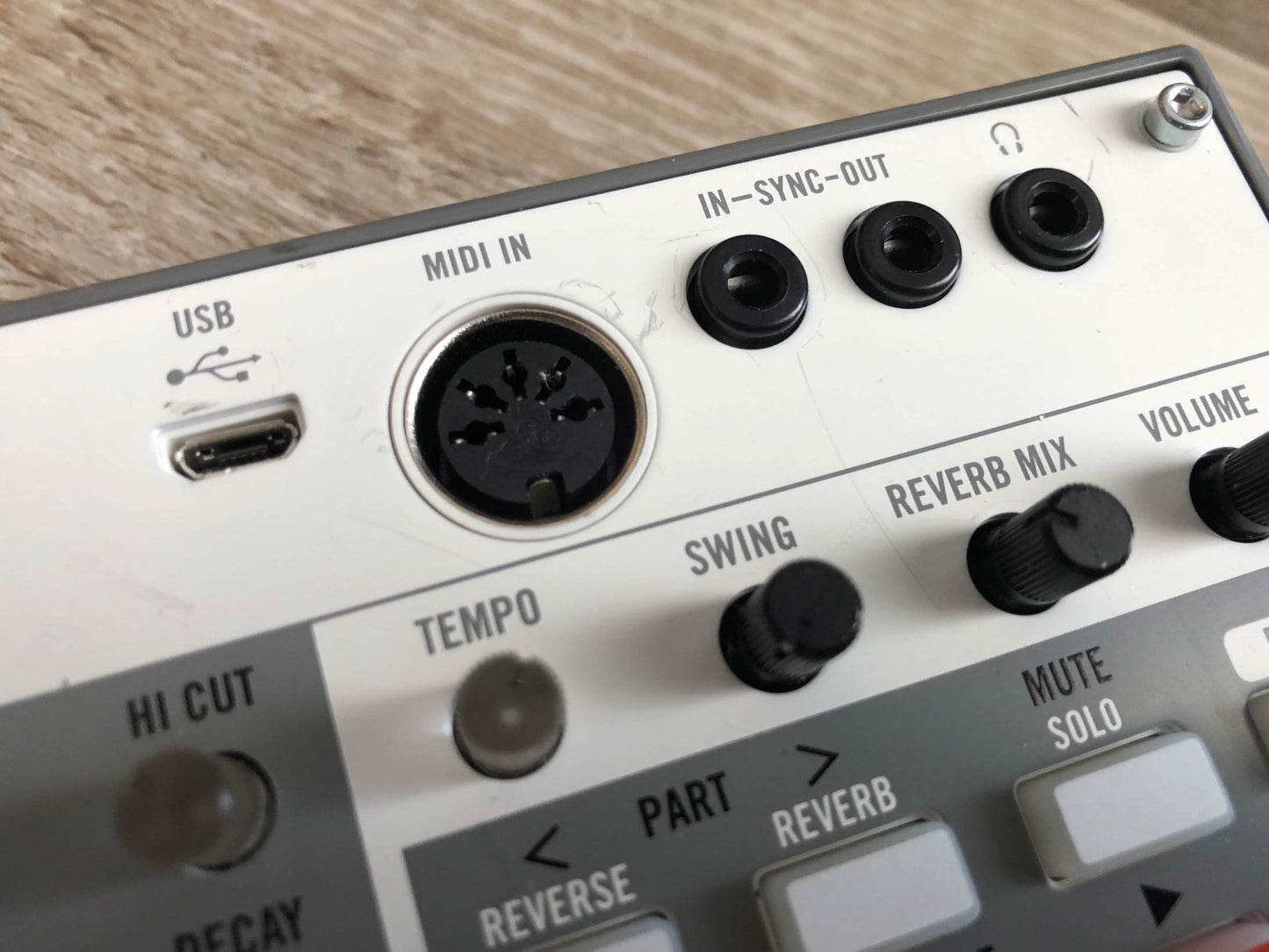 Korg Volca Sample 2 Digital Sample Sequencer w/ Power Supply