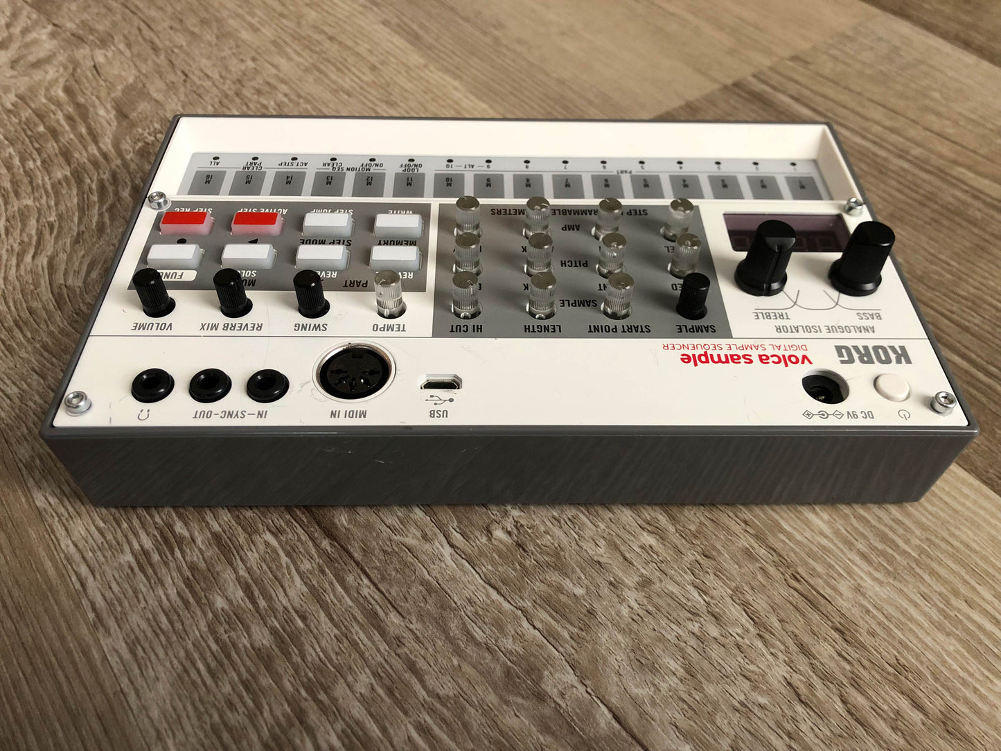 Korg Volca Sample 2 Digital Sample Sequencer w/ Power Supply