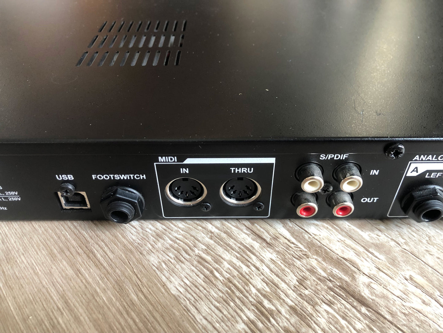 Lexicon MX400 Dual Stereo / Surround Rack Mount Reverb & FX Processor