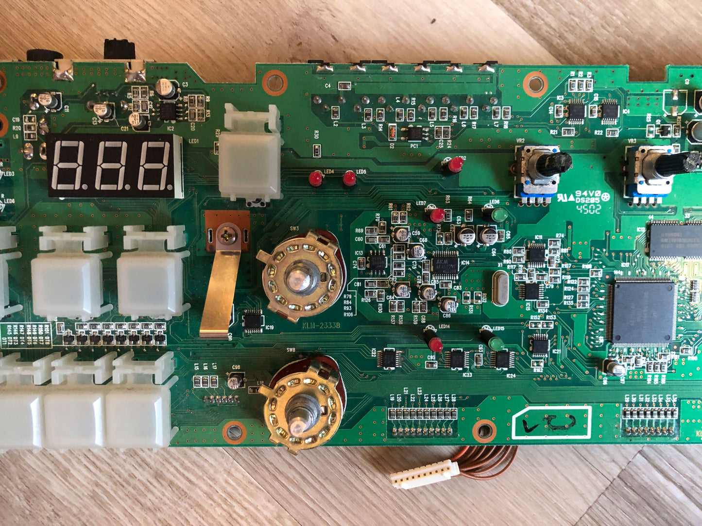 MicroKorg Main Board - Headphones Only / Main Outs Dead - READ!!