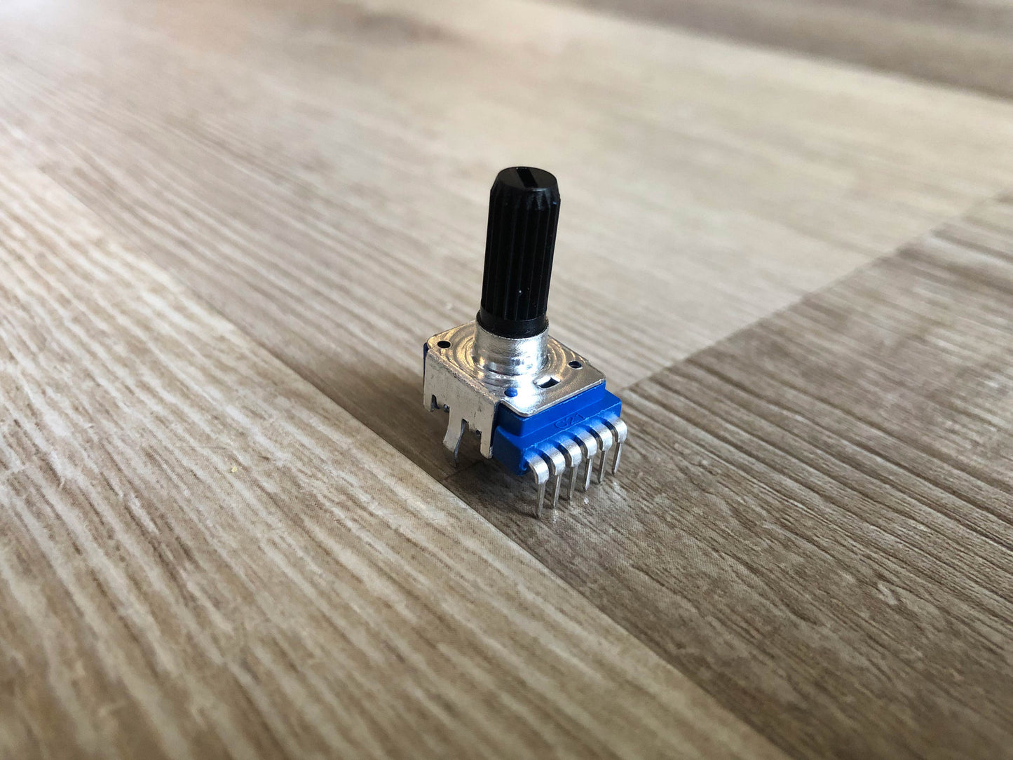 MicroKorg Volume Potentiometer