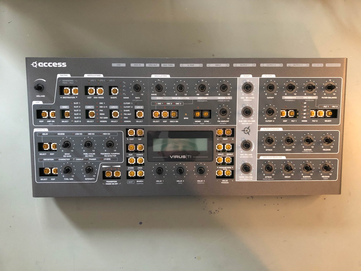 Access Virus TI2 Desktop w/ New Display, All New Tacts, Battery & HQ USB Cable + OG PSU